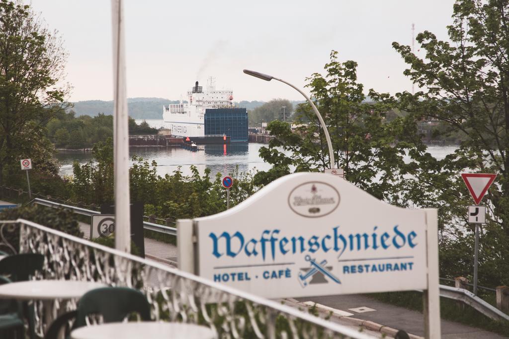 Hotel Waffenschmiede Kiel Exterior foto